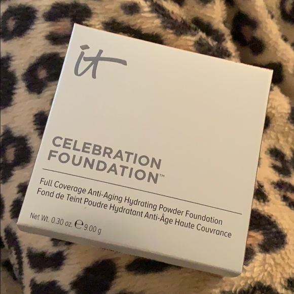 NWT It Cosmetics Foundation - Picture 3 of 4